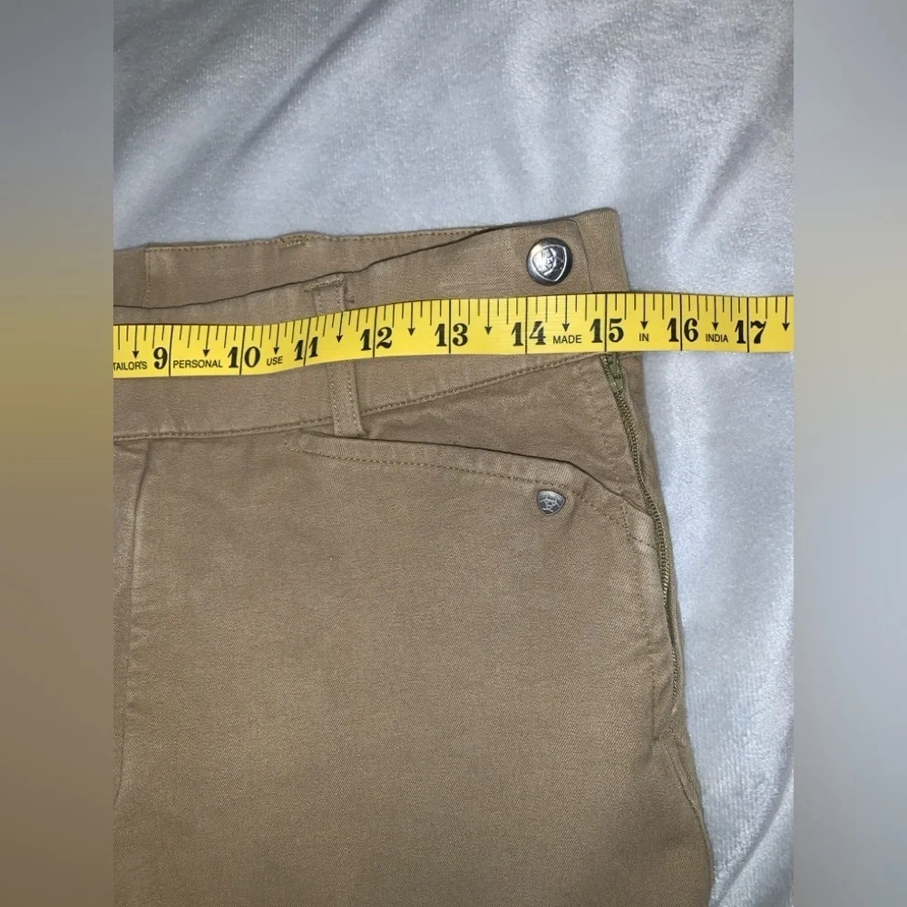 Ariat size 26R cotton riding breeches faux suede grip knee patches tan khaki - Picture 5 of 6